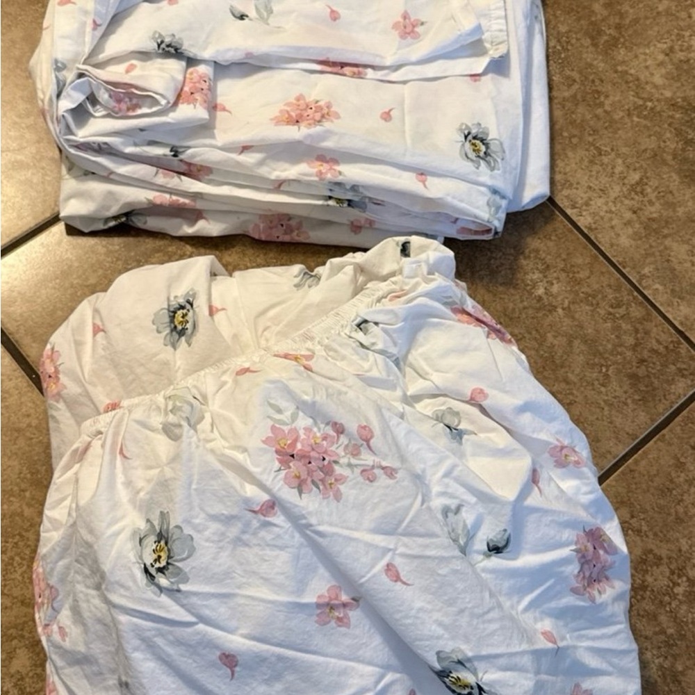 Cath Kidston king Floral 2 piece sheet set